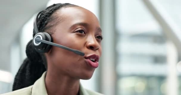 ハッピー コールセンター 黒人女性は カスタマーサービス サポート ヘルプのための私達に連絡します テレマーケティング セールスエージェント プロフェッショナルまたはコンサルタント コミュニケーション — ストック動画