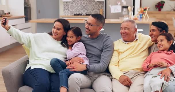 Family Home Selfie Kids Grandparents Social Media Happy Memory Relax — Stock Video
