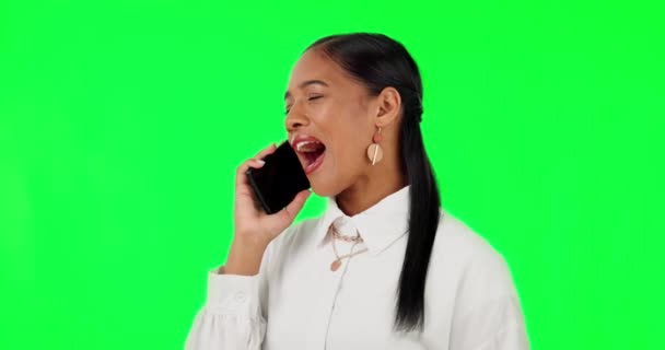 Kommunikation Kvinde Telefonopkald Mod Grøn Skærm Med Smartphone Tilslutning Eller – Stock-video