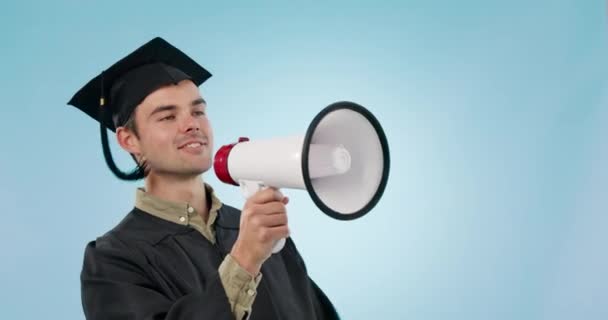 Estudio Hombre Estudiante Graduado Megáfono Discurso Anuncio Escuela Orador Universidad — Vídeos de Stock