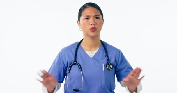 Enfermera Cara Con Manos Mujer Estudio Reglas Advertencia Precaución Médica — Vídeo de stock