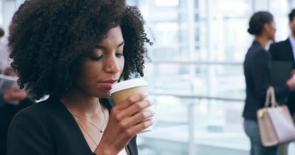 Kawa Kobieta Lub Picie Holu Biznes Lub Konwencja Przerwę Relaks — Wideo stockowe
