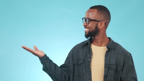 Smile Pointing Face Black Man Studio Mockup Space Marketing Advertising — Stock Video