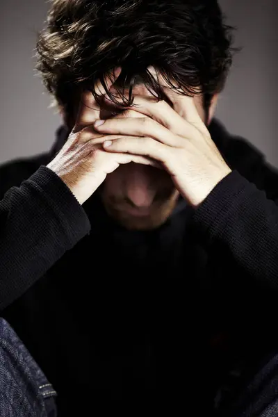Uomo Triste Depressione Con Salute Mentale Pensare Dolore Stress Burnout — Foto Stock