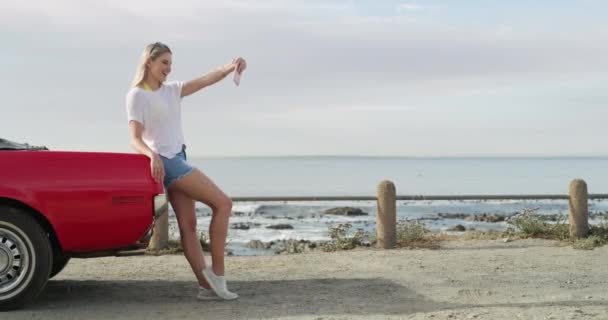 Selfie Plaża Kobieta Wakacji Samochód Podróży Mediów Społecznościowych Blog Wyjazd — Wideo stockowe