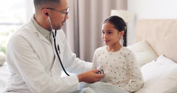 Bed Stethoscope Doctor High Five Child Success Results Healthy Lungs — Αρχείο Βίντεο