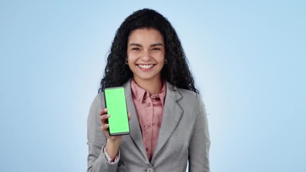 Bizneswoman Telefon Zielony Ekran Kciuki Góry Dla Marketingu Social Media — Wideo stockowe