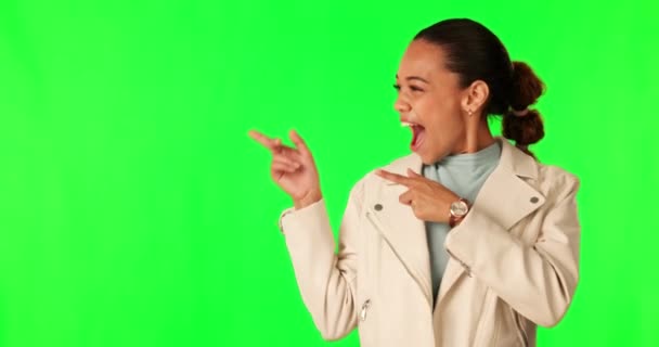 Twarz Kobiety Wskazując Ręką Wow Zielony Ekran Wiadomości Lub Niespodziewana — Wideo stockowe