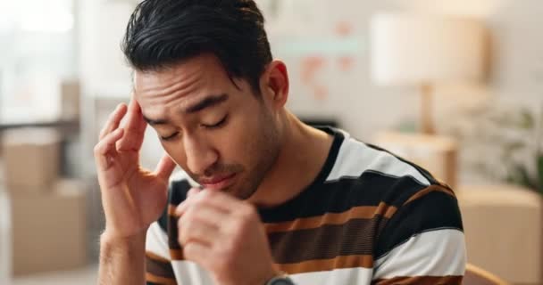 Frustrierter Mann Kopfschmerzen Und Stress Bei Fehlern Burnout Oder Angst — Stockvideo