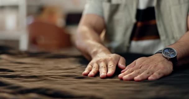 Мода Дизайнер Руки Человека Характером Текстильным Узором Малым Бизнесом Креативном — стоковое видео