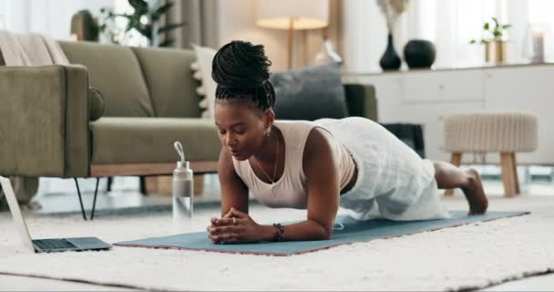 Laptop Yoga Fitness Black Woman Floor Living Room Her Home — Stock Video