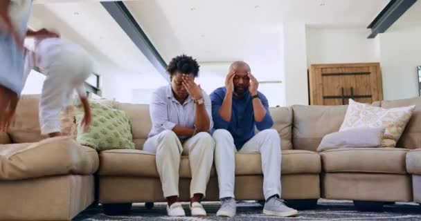 Jump Children Parents Sofa Stress Headache Depression Home Mental Health — Stock Video