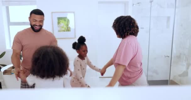Happy Celebration Family Dance Bathroom Love Fun Bond Home Together — Stock Video