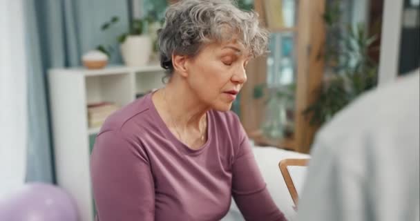 Opieka Zdrowotna Starsza Kobieta Porady Dietetyczne Podczas Konsultacji Temat Planu — Wideo stockowe