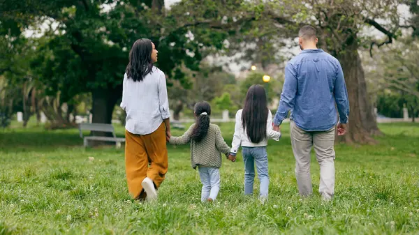 Family Holding Hands Walking Park Back Love Care Together Nature — Stock Photo, Image