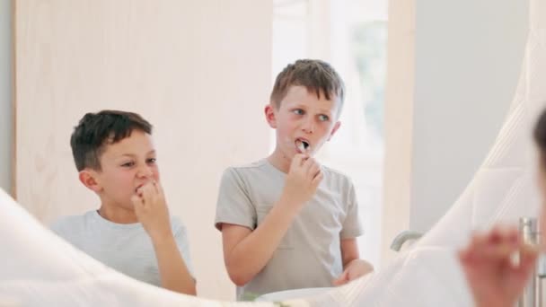 Morning Bathroom Children Brushing Teeth Toothpaste Toothbrush Learning Self Care — Stock Video
