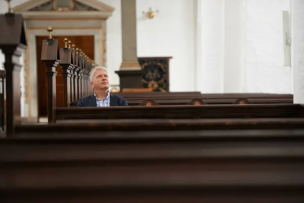 Senior Man Sitting Church Religion Faith Pray Cathedral Holy Grounds — Stock Photo, Image