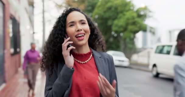 Appel Téléphonique Ville Femme Affaires Voyagent Rendent Travail Parlant Sur — Video