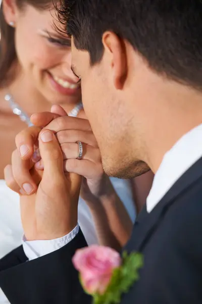 Couple Wedding Ring Hand Marriage Bride Smile Celebration Trust Event — Stock Photo, Image