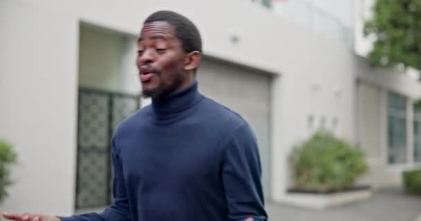 Homme Affaires Africain Danse Rue Avec Succès Émouvant Excité Par — Video