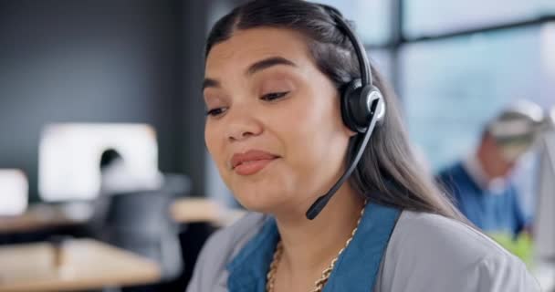Müşteri Hizmetleri Danışmanlığı Crm Soruları Için Tele Pazarlama Ofisinde Danışmanlık — Stok video