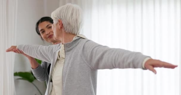 Fisioterapi Peregangan Dan Penilaian Wanita Senior Rehabilitasi Klinik Atau Dukungan — Stok Video