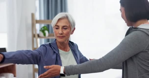 Mujer Paciente Fisioterapia Cuidado Ancianos Para Yoga Fitness Enfermería Estiramiento — Vídeos de Stock