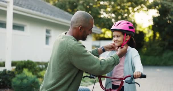 Papa Fille Enseignement Avec Vélo Haute Cinq Heureux Avec Sécurité — Video