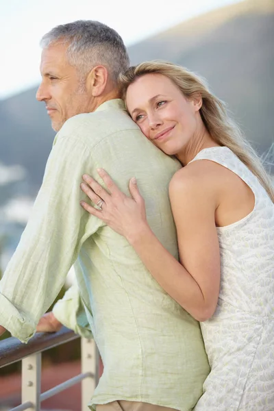 Happy Couple Hug Love Balcony Marriage Embrace Care Honeymoon Together — Stock Photo, Image
