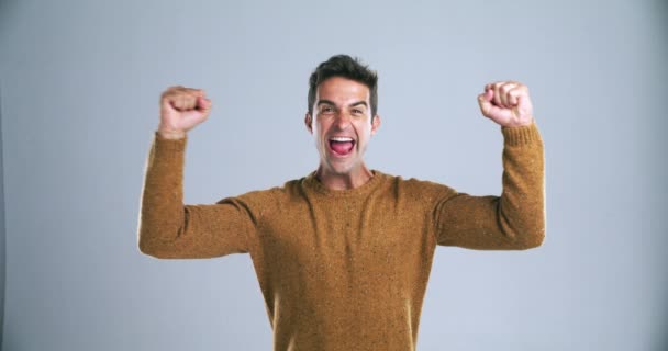 Happy Man Vuist Pomp Feest Voor Winnen Succes Goed Nieuws — Stockvideo