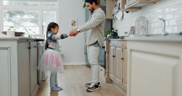 Балет Танці Батько Дочкою Кухні Підтримки Любові Творчості Щасливі Балерина — стокове відео