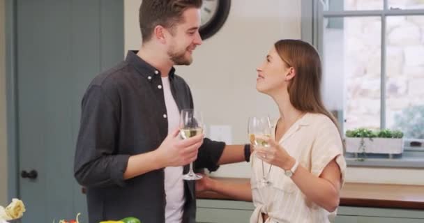 Çift Yıl Dönümü Için Şampanya Kutlama Tostu Stres Atma Huzur — Stok video