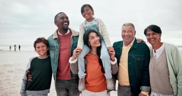 Duża Rodzina Twarz Lub Szczęśliwy Plaży Miłości Podróży Więzi Wakacje — Wideo stockowe