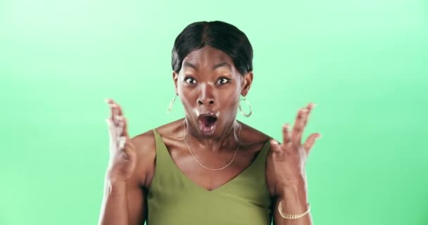Wow Surpresa Cara Mulher Negra Estúdio Tela Verde Com Anúncio — Vídeo de Stock