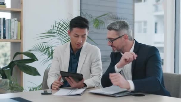 Tablette Poignée Main Bureau Personnes Partenaire Clients Partenariat Financier Accord — Video