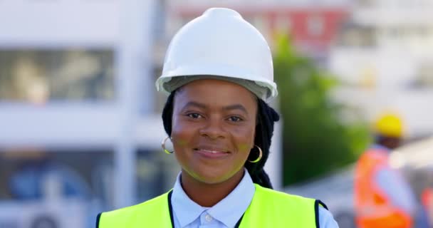 Rosto Engenheiro Mulher Negra Livre Sorrir Projeto Construção Com Imobiliário — Vídeo de Stock