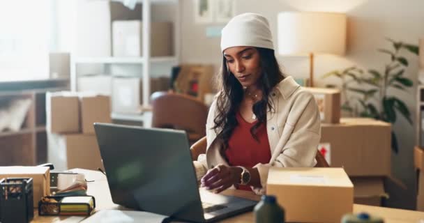 Praca Domu Kobiety Logistyki Zamówień Pracy Online Commerce Badań Internetowych — Wideo stockowe