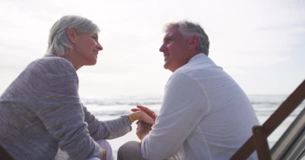 Senior Couple Happy Holding Hands Beach Marriage Embrace Holiday Retired — Stock Video
