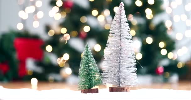 Noel Ağaçları Minyatür Şenlikli Dekorasyon Kış Tatilleri Için Işıltılı Noel — Stok video