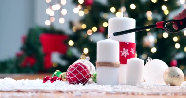 Advent Lågor Och Ljus Ljus Till Jul Med Dekoration Hemmet — Stockvideo