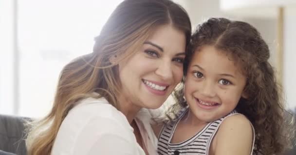 Portrait Embrace Mom Child Sofa Morning Love Smile Bonding Living — Stock Video