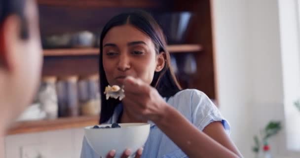 Çift Mısır Gevreği Kahvaltı Yemek Mutlu Ortaklıklar Beslenme Yemeği Dinlenme — Stok video
