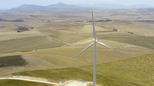 Drone Turbina Eolica Campo Agricolo Energia Rinnovabile Verde Sostenibilità Centrale — Video Stock