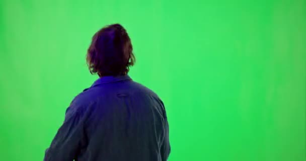 Neonová Světla Muž Zpět Tancem Zelené Pozadí Obrazovky Koncertu Hudbou — Stock video