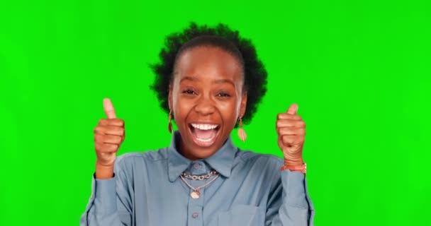 Pulgares Hacia Arriba Cara Mujer Negra Celebración Pantalla Verde Aislada — Vídeos de Stock