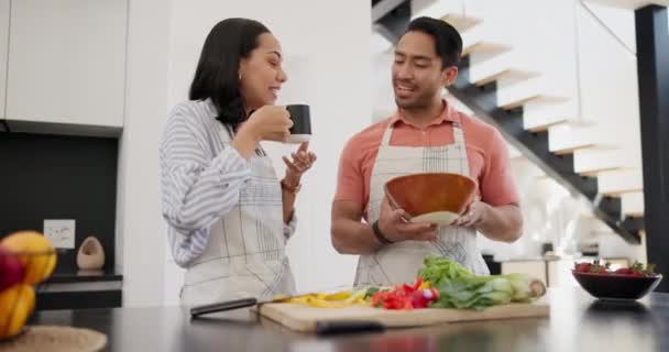 Miłość Jedzenie Para Kuchni Gotowania Warzywami Diety Lub Rozmowy Domu — Wideo stockowe