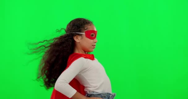 Meisje Superheld Groen Scherm Met Masker Sterk Rechtvaardig Met Handen — Stockvideo
