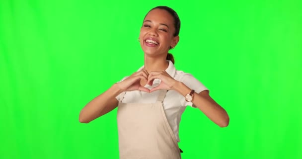 Rosto Tela Verde Mãos Coração Mulher Feliz Barista Sorriso Para — Vídeo de Stock