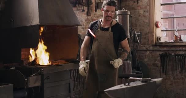 Hammer Industry Metal Worker Man Fire Welding Tools Trade Strong — Stock Video