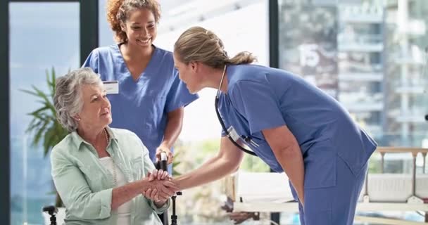 Hospital Nurse Senior Woman Checkup Wheelchair Help Support Caregiver Service — Stock Video